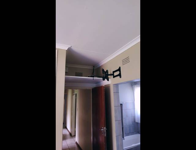 3 BEDROOM HOUSE TO LET IN VANDERBIJLPARK SE 6